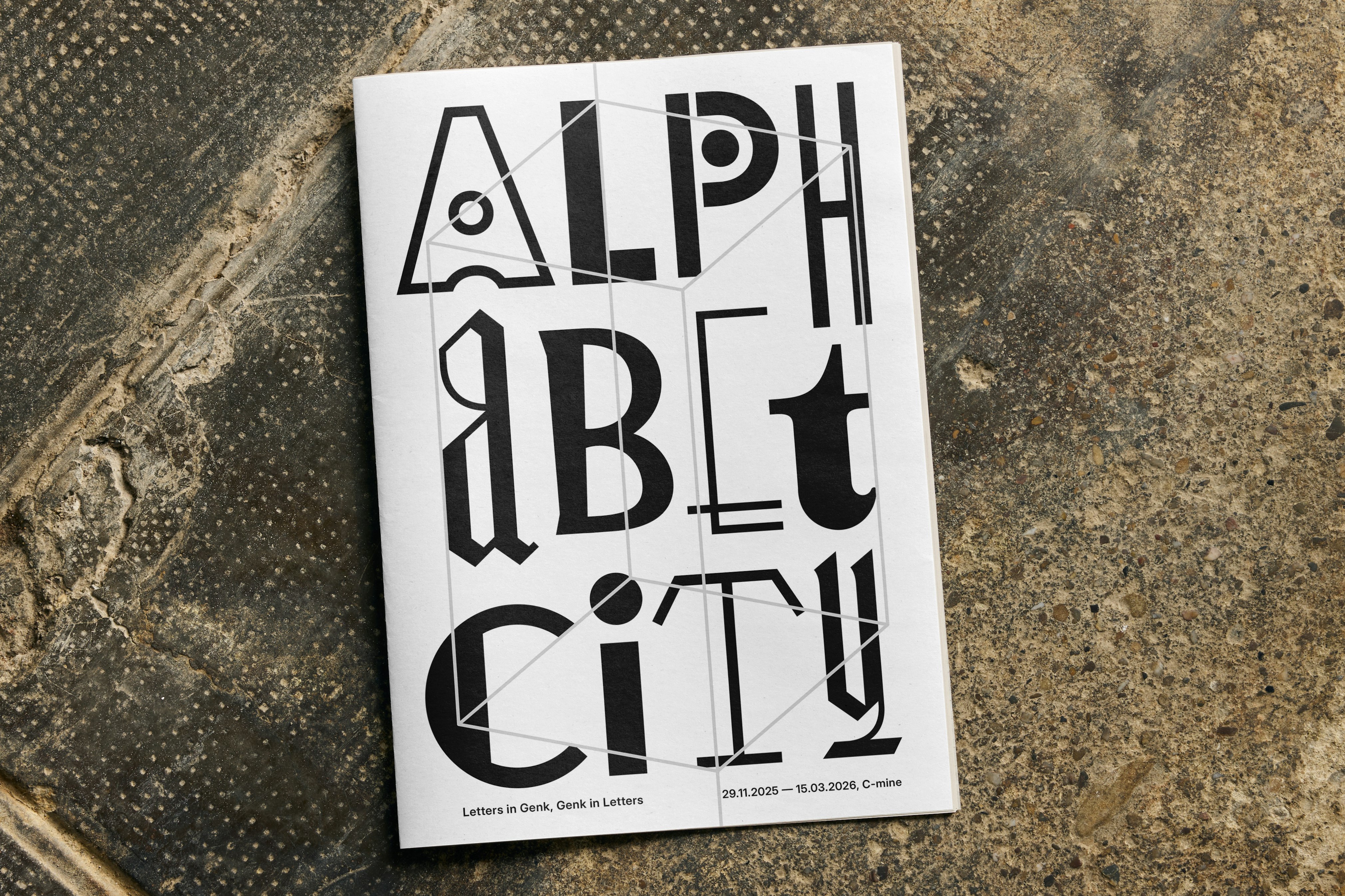 Jo Klaps JK Levensgevaar mockup 2 1 Brochure Alphabet City