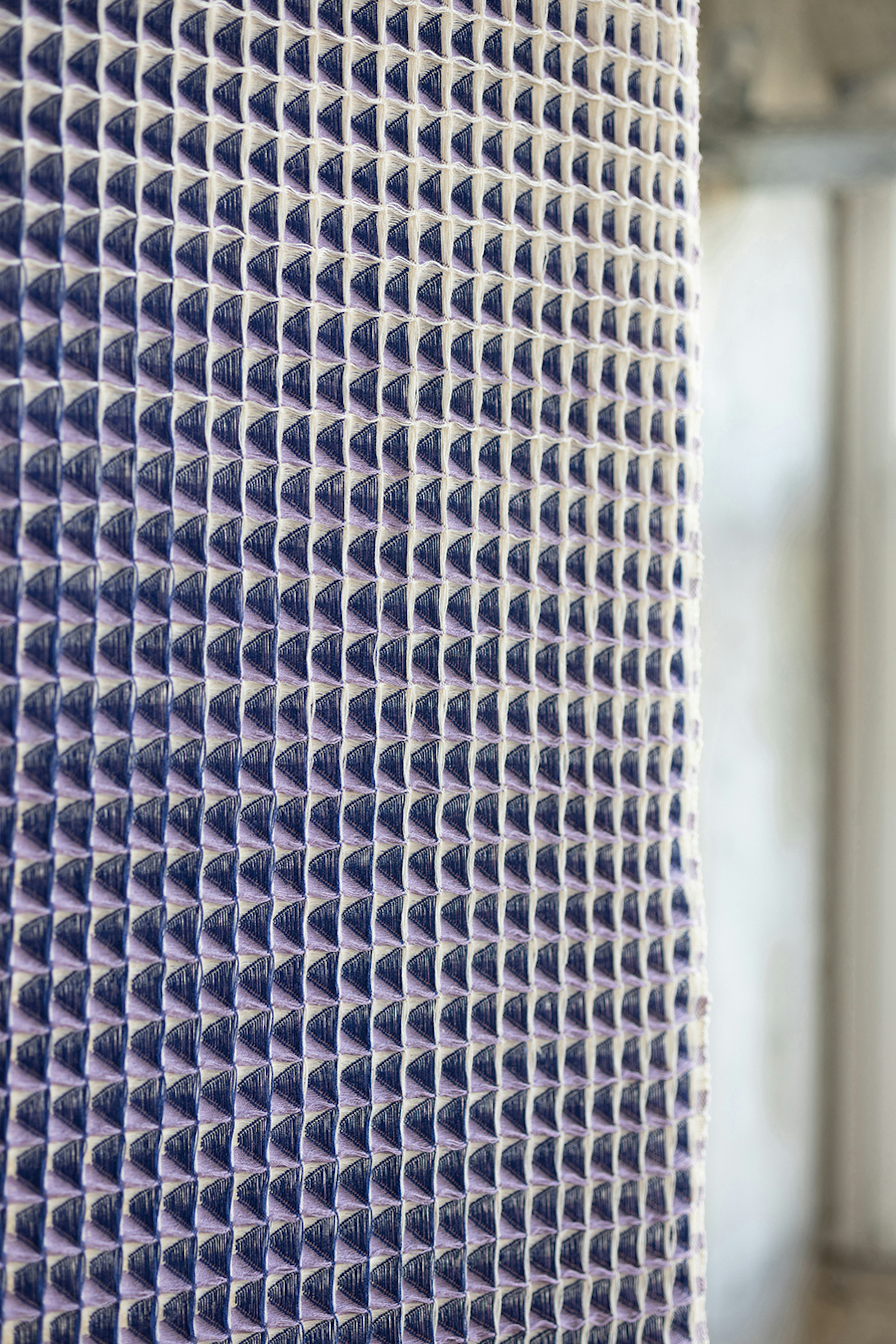 1 esthervanschuylenbergh shiftingcolors blue