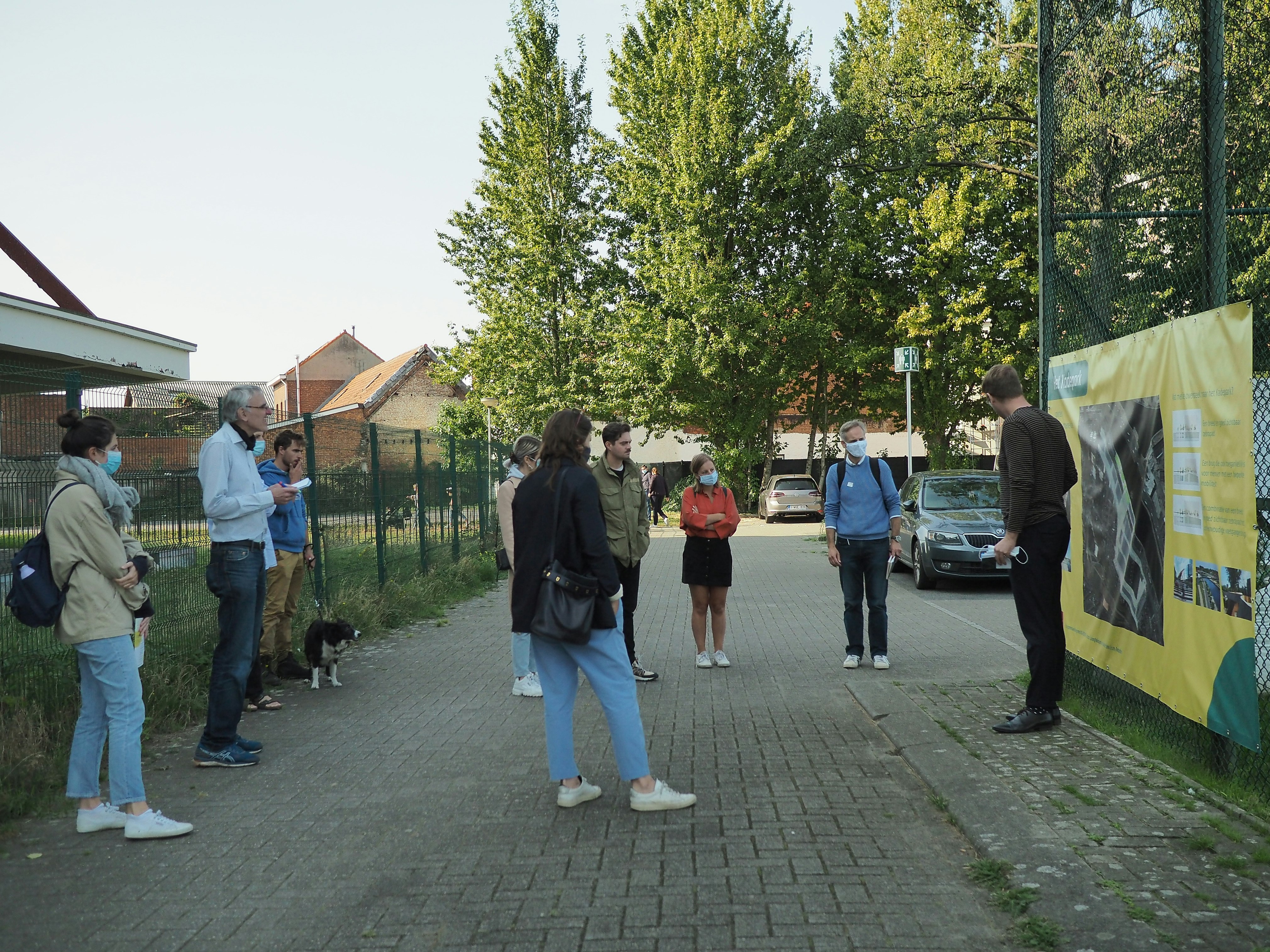 2020 008 SLA Antwerpen Slachthuiswijk wandeling 1 met architecten
