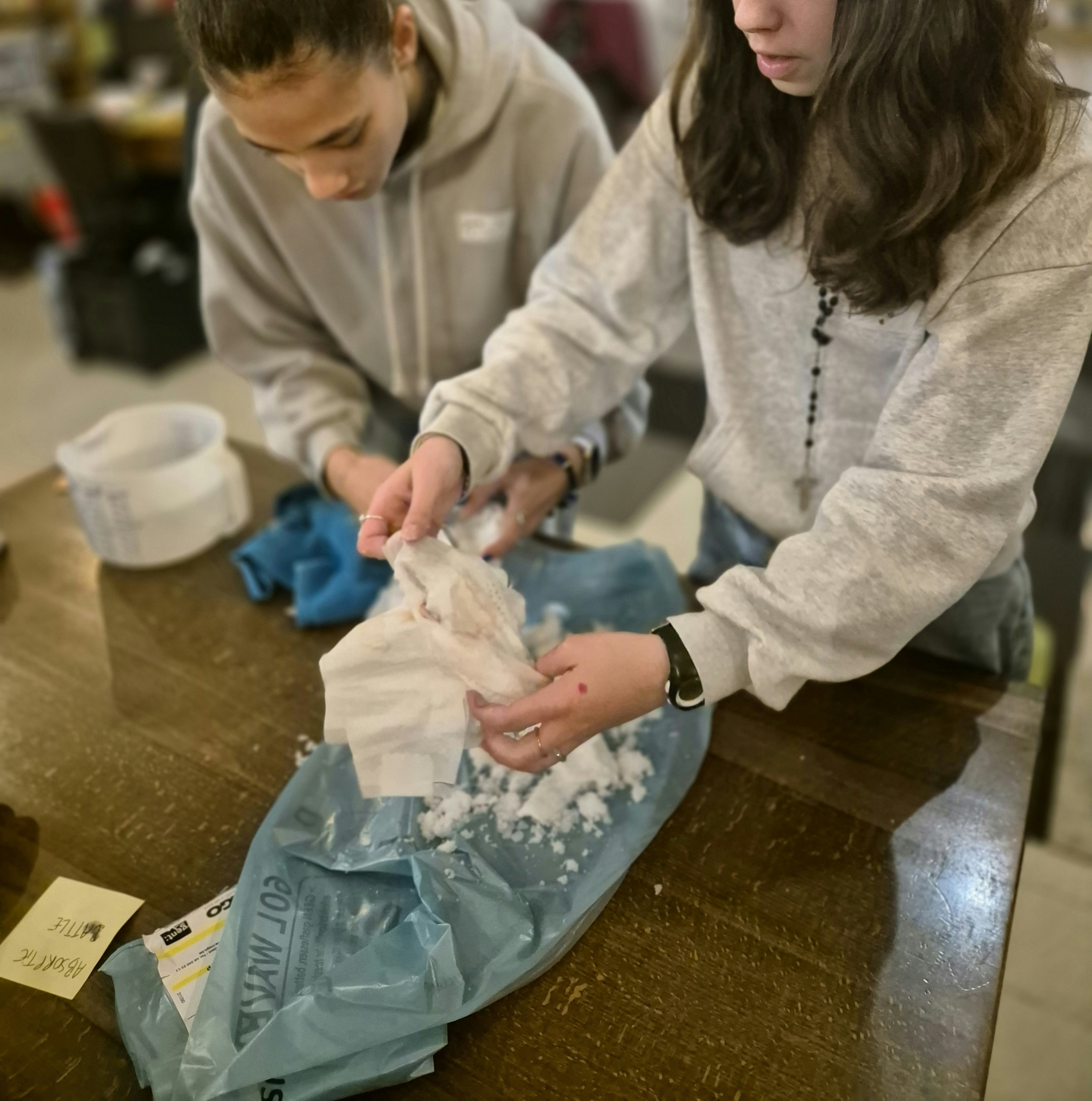 Case08 Twisted Studio COBOT visual01 Case08 Twisted Studio COBOT visual01