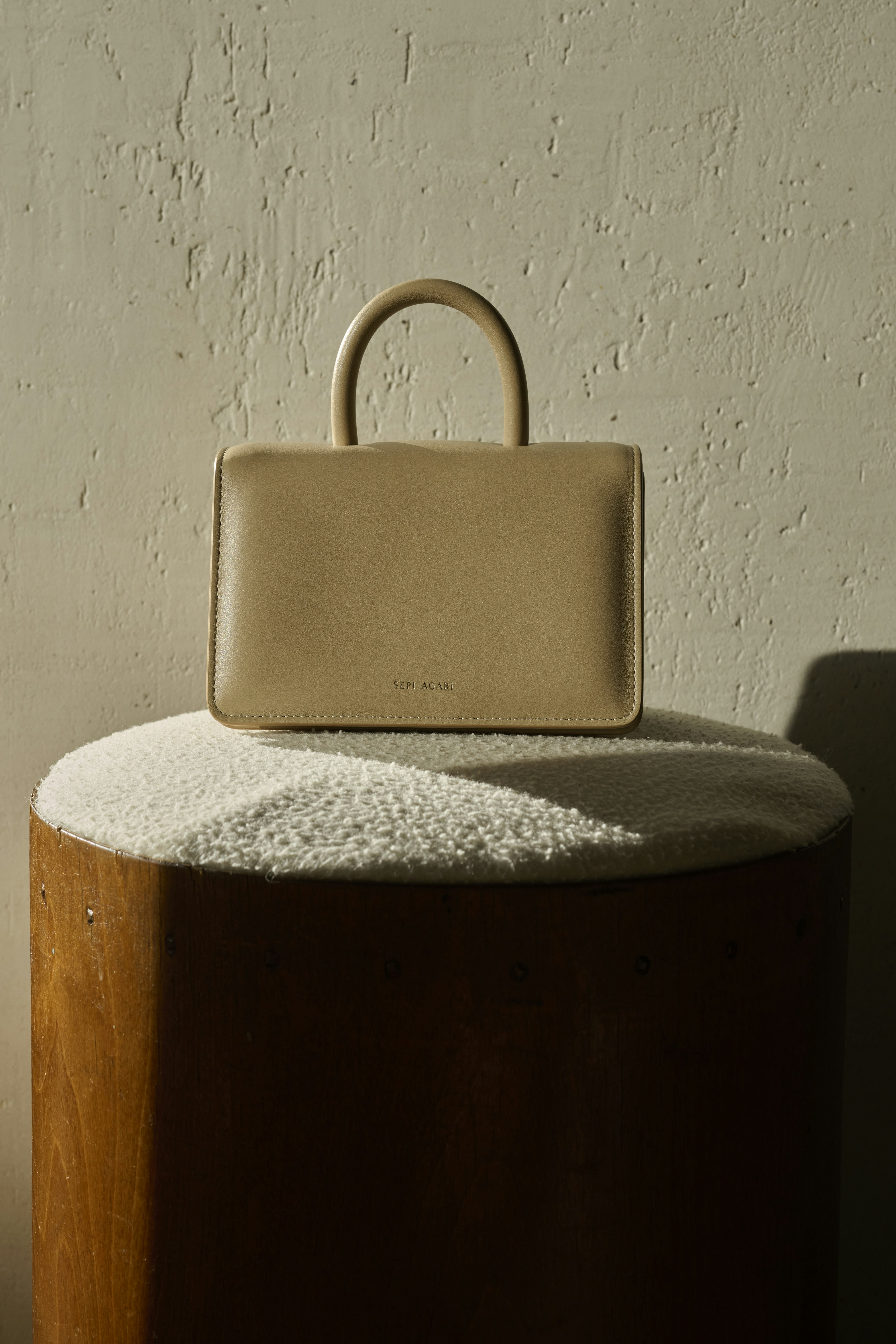 FOTOS ZIJN RECHTENVRIJ EN AFGETOETST MET FOTOGRAAF ZONDER CREDITVERMELDING HR Stills Sepi Agari 1 FOTOS ZIJN RECHTENVRIJ EN AFGETOETST MET FOTOGRAAF ZONDER CREDITVERMELDING HR Stills Sepi Agari 1