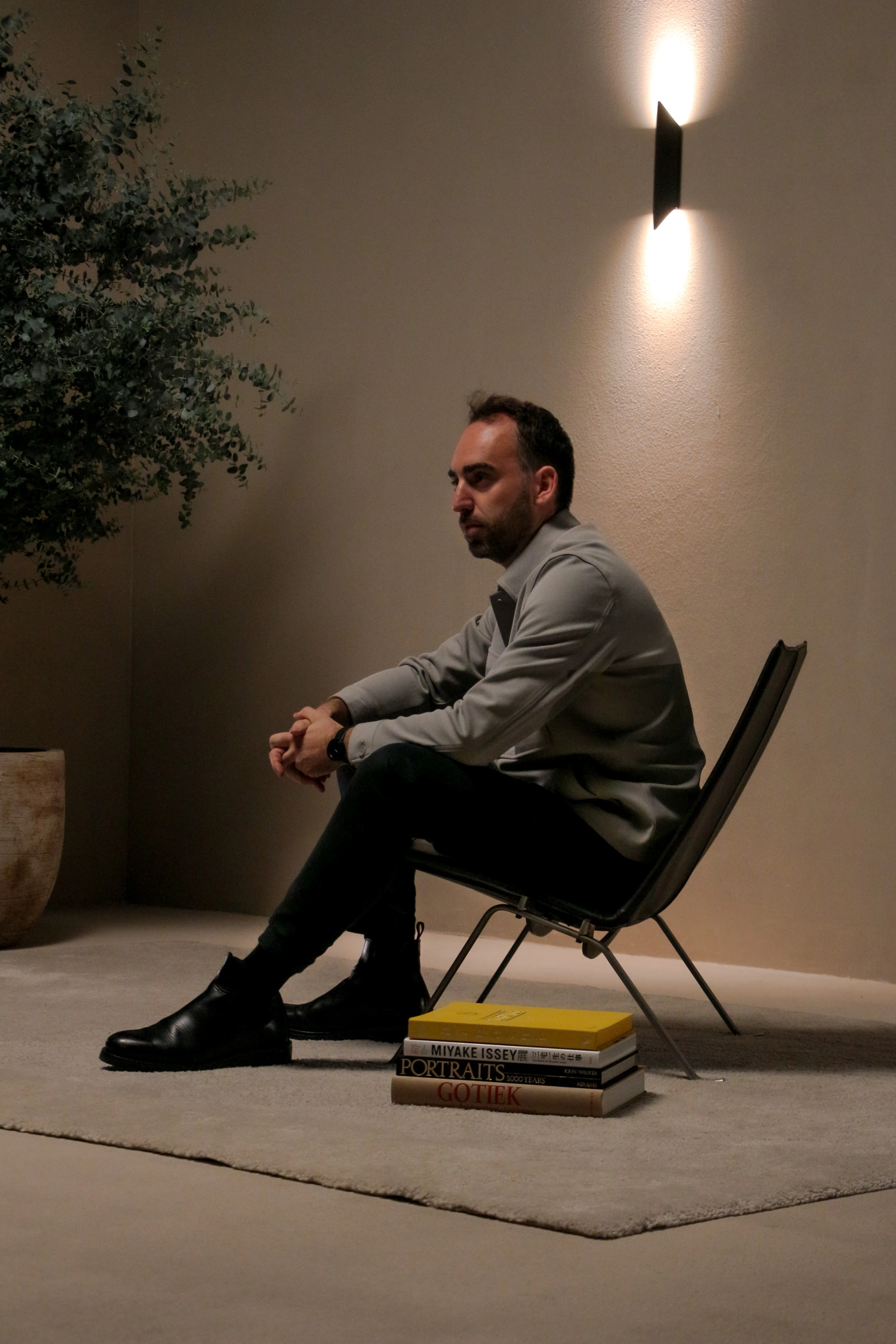 FREDERIK DELBART Modular Lighting Instruments