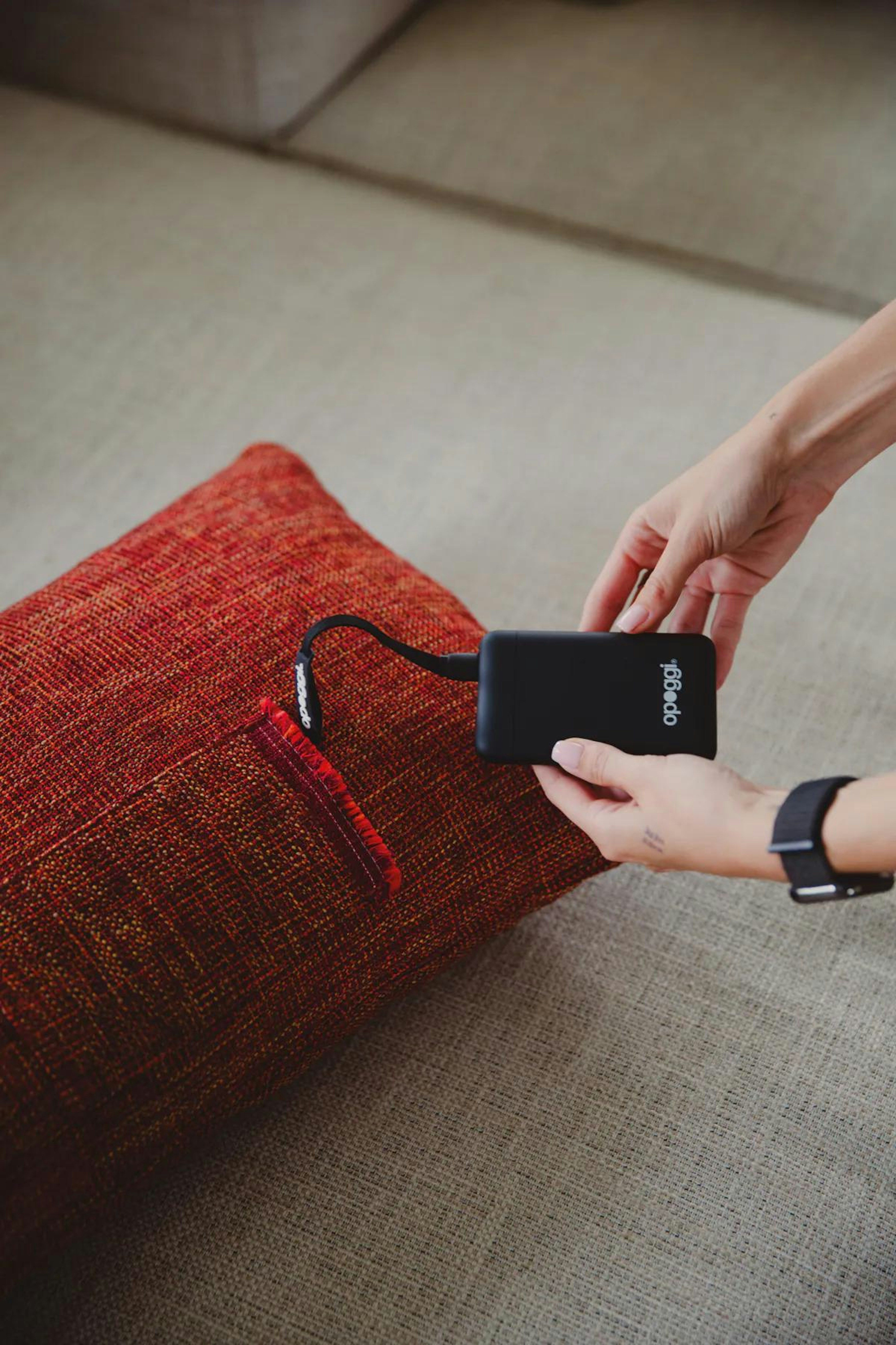 Opoggi Pitt Battery Clara Hannsens