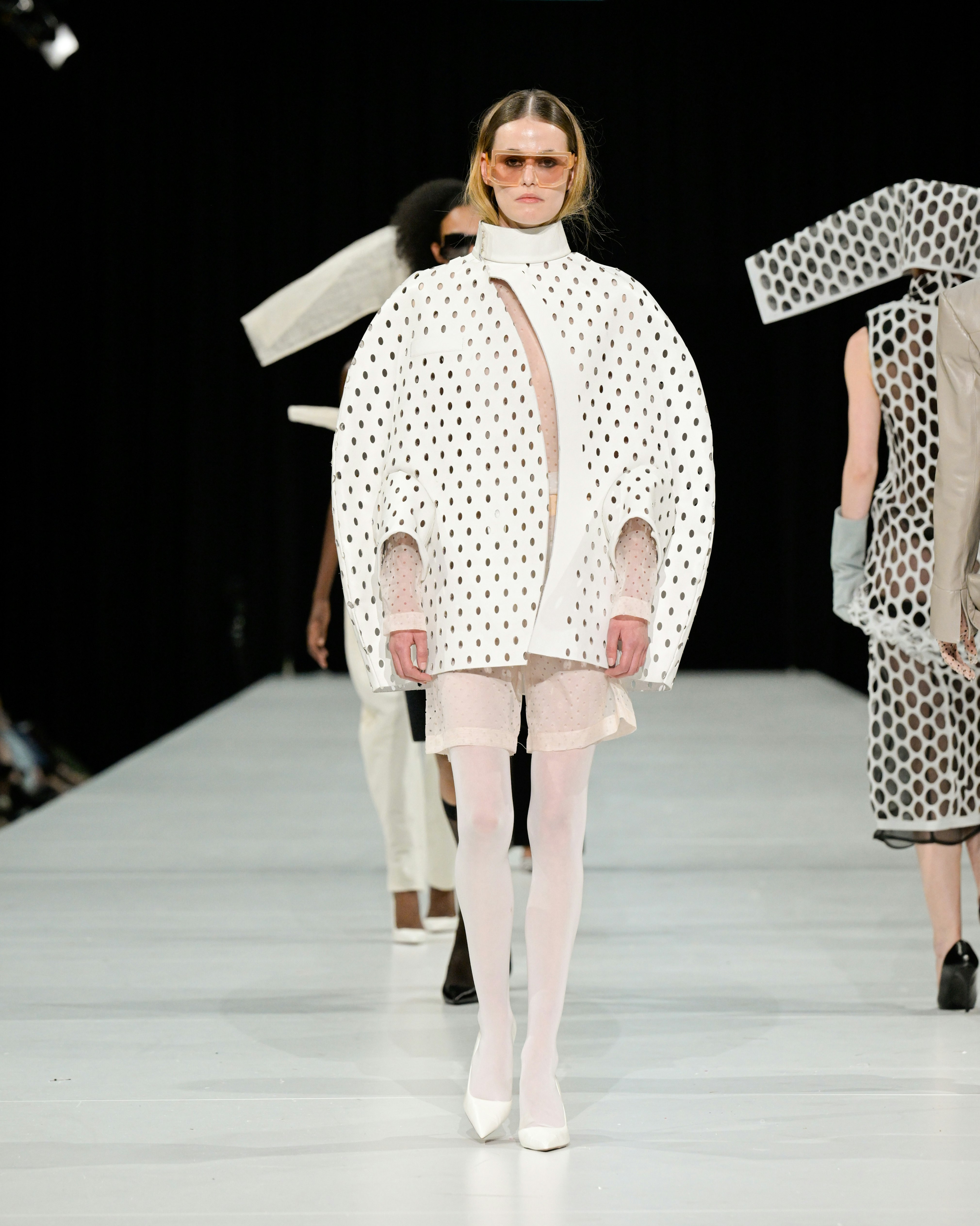 Chloe reners 003 c andrew thomas © Andrew Thomas