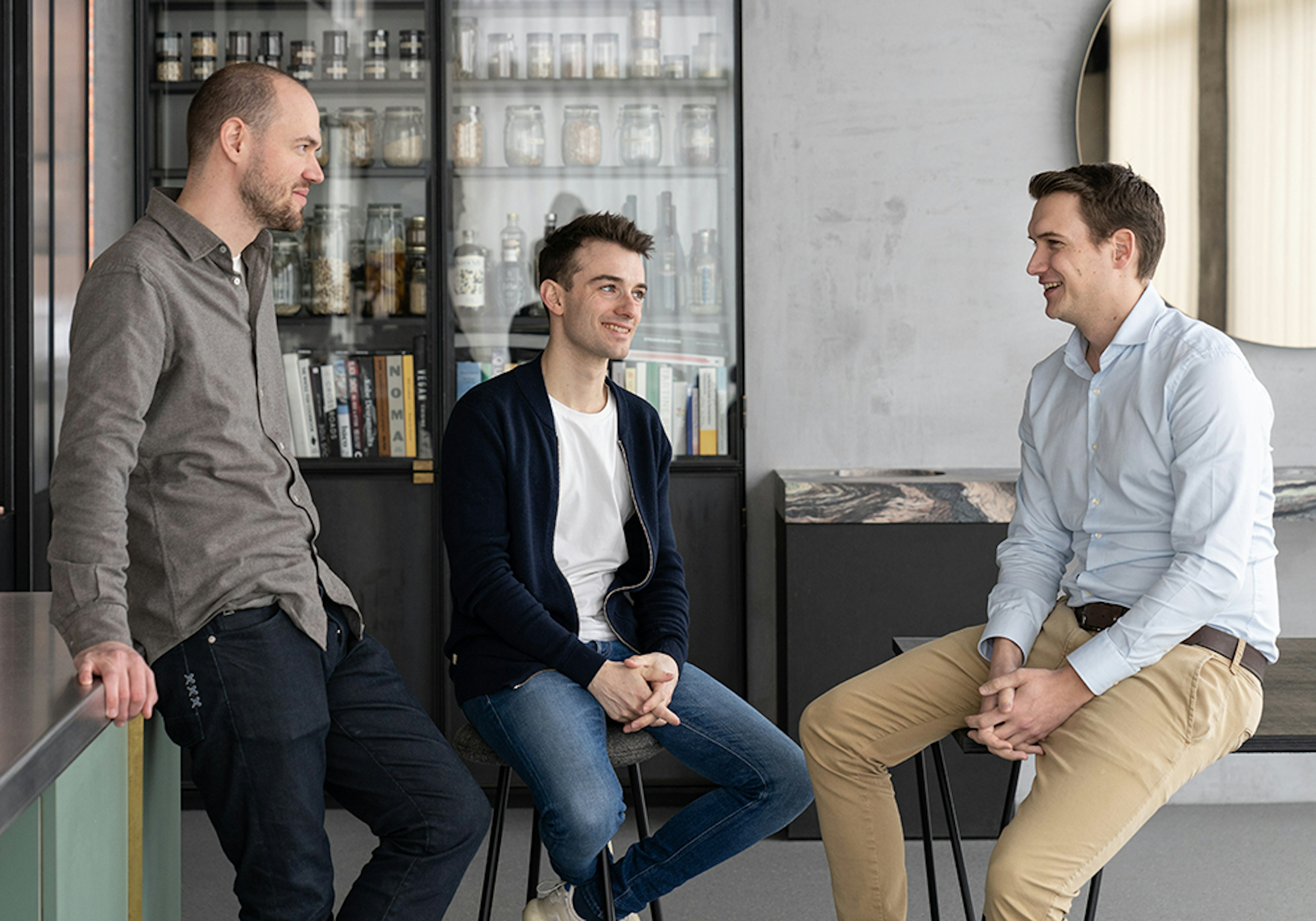 Equals three orlando thuysbaert mathias schaubroeck en joell de smet Equals three orlando thuysbaert mathias schaubroeck en joell de smet