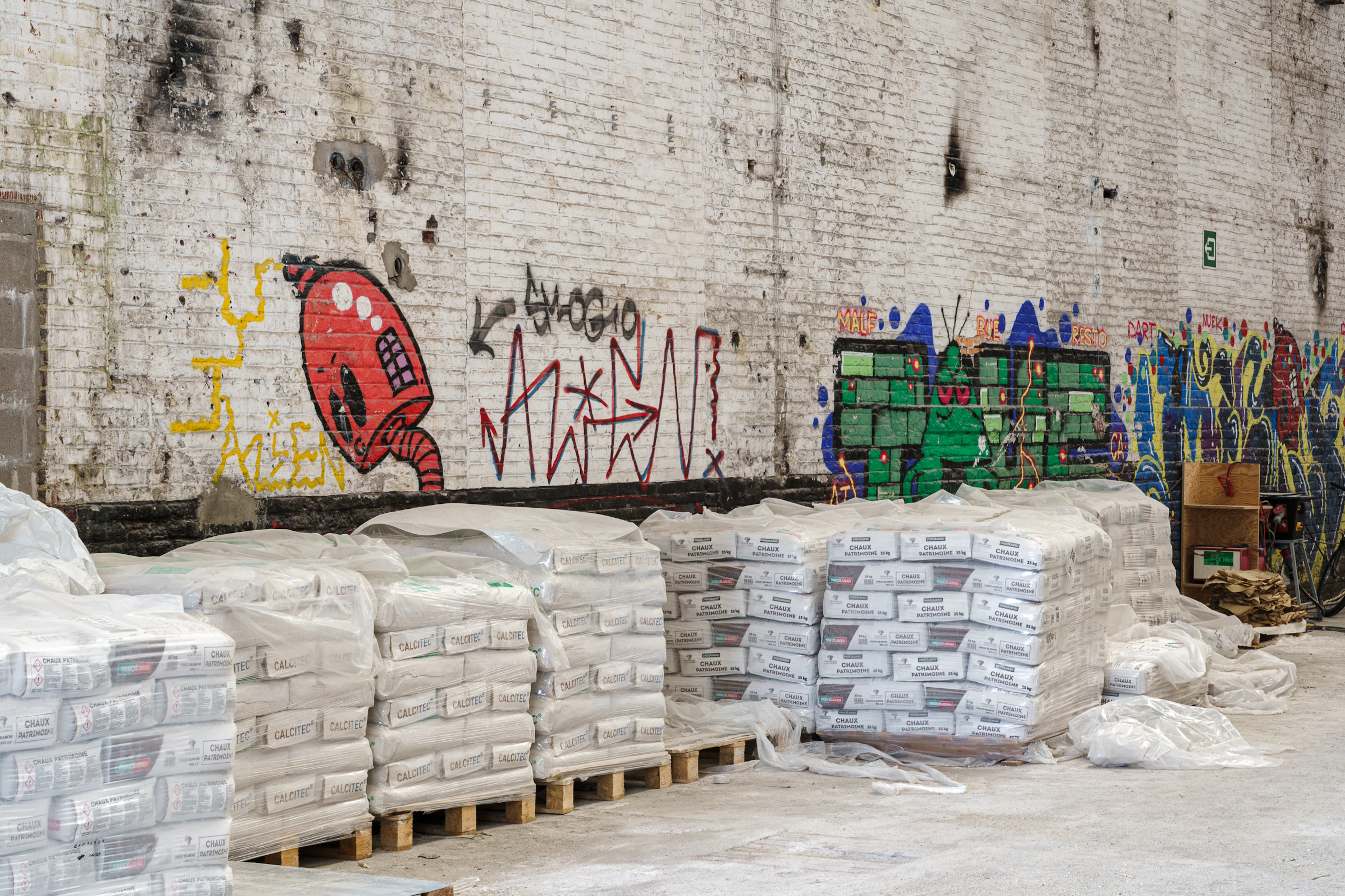 Hvdv25 gent waste brick for ding 5 additieven kalk cement