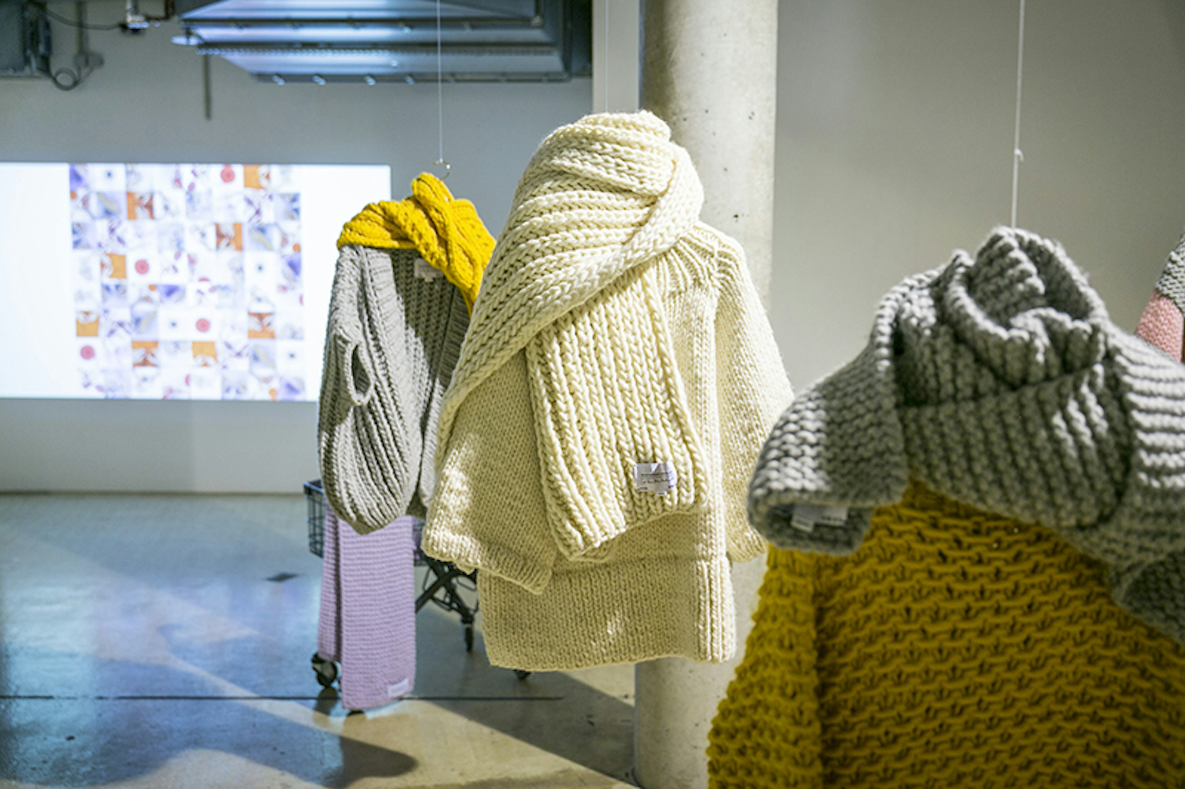 I love mr mittens I love mr mittens