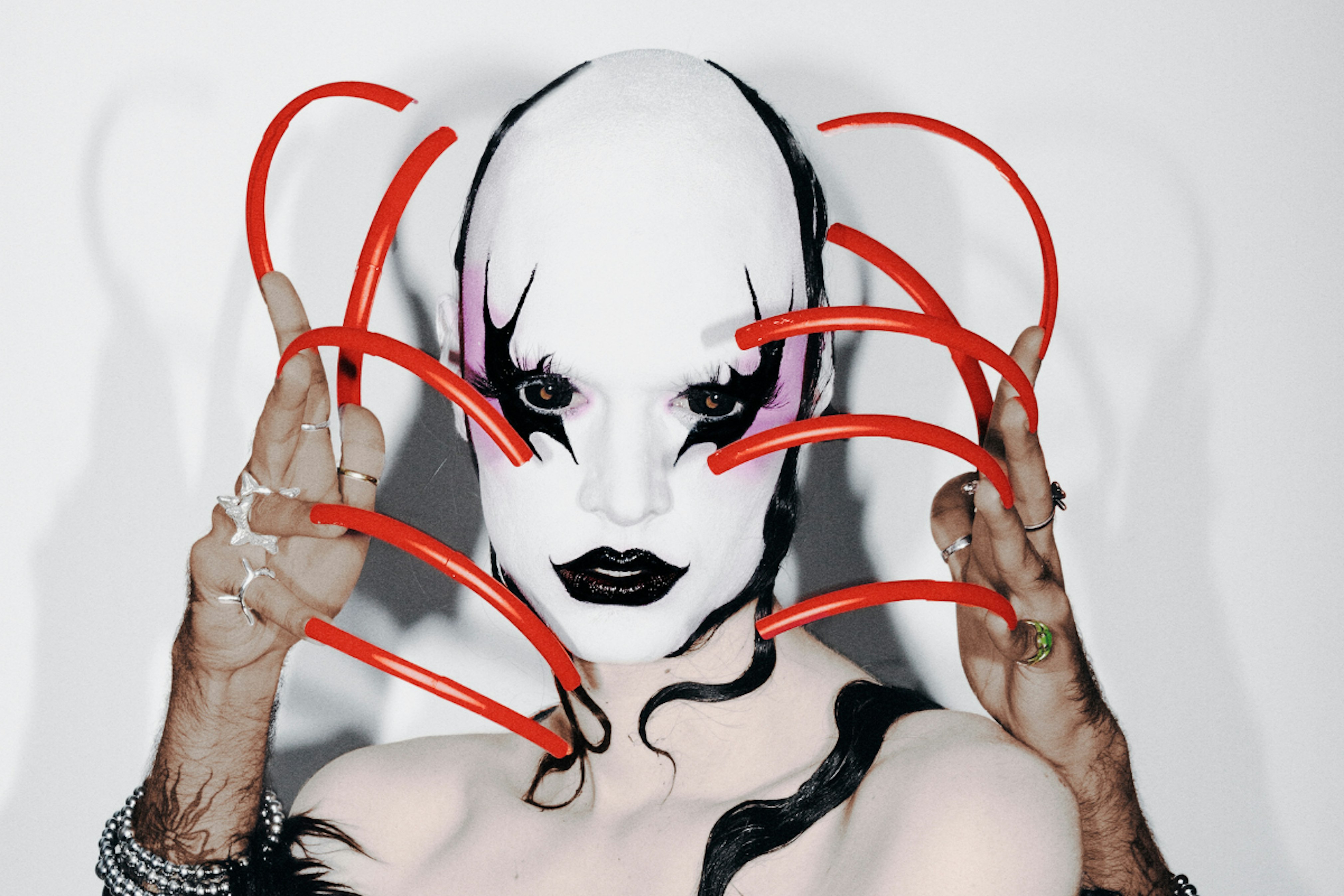 © Lena Ramzani © Lena Ramzani