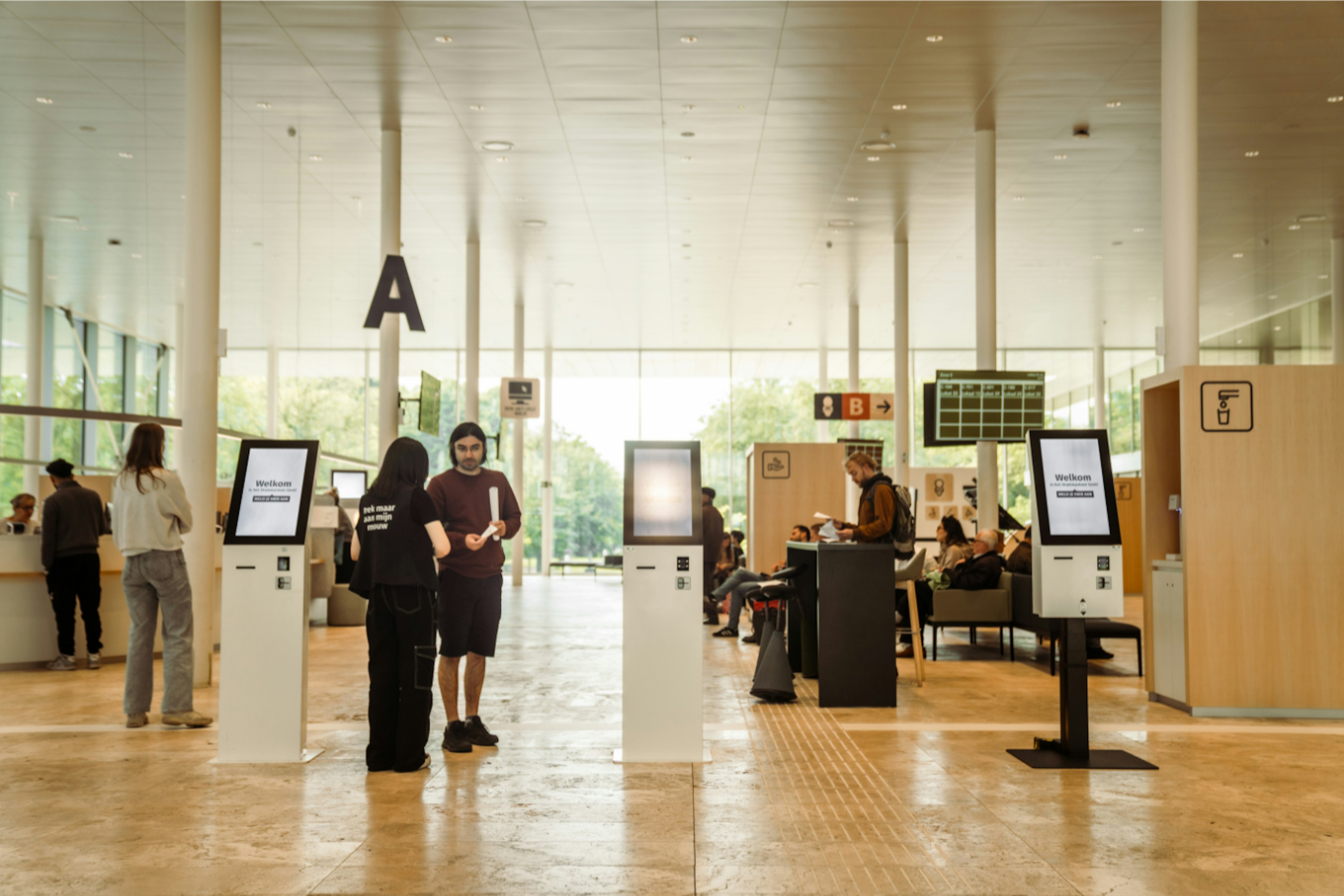 Mensgericht design 1410x940 Mensgericht Design: Stadskantoor Gent