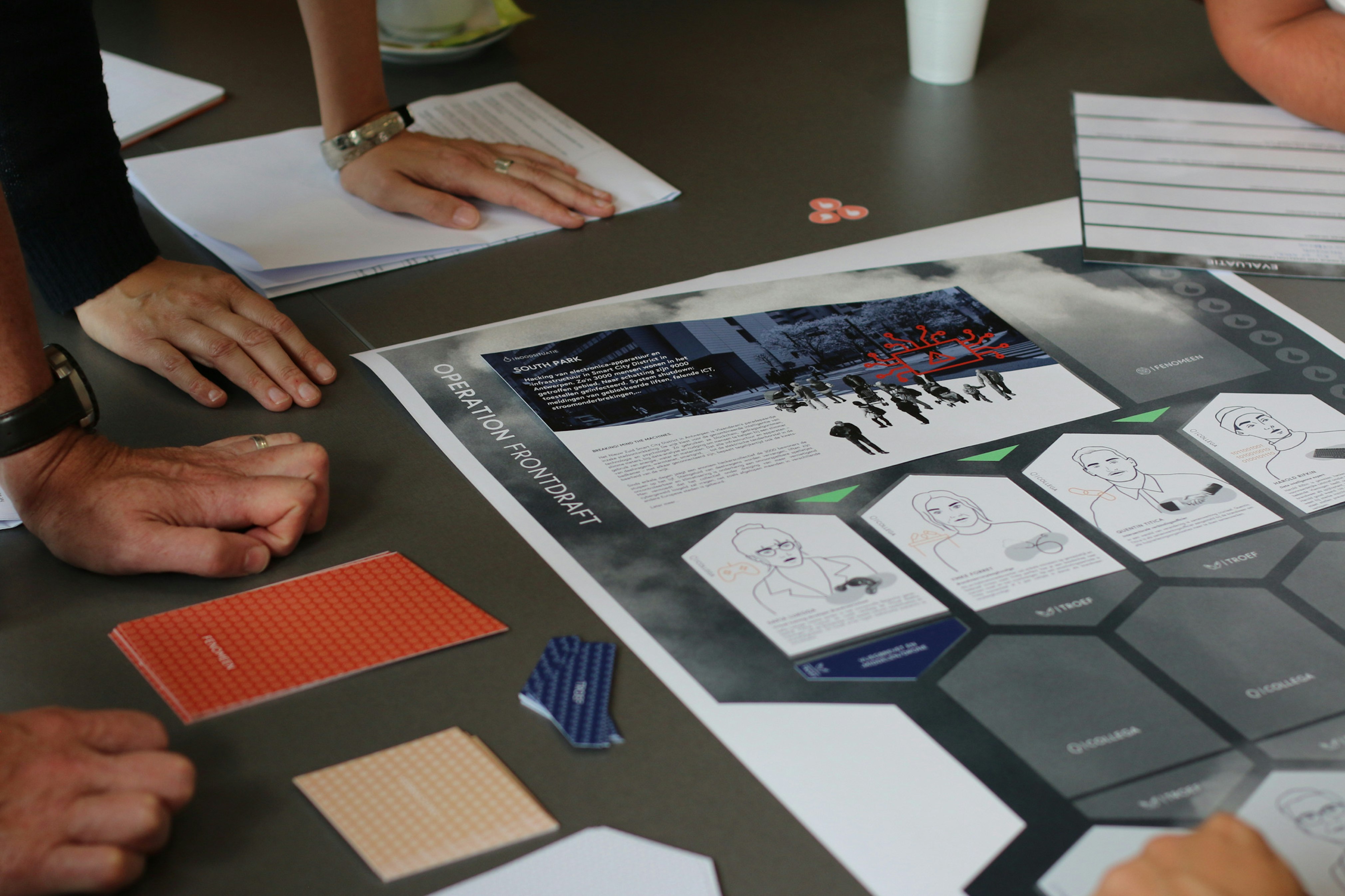 Pantopicon netwerk brandweer Nik Baerten van designstudio voor toekomstverkenning Pantopicon