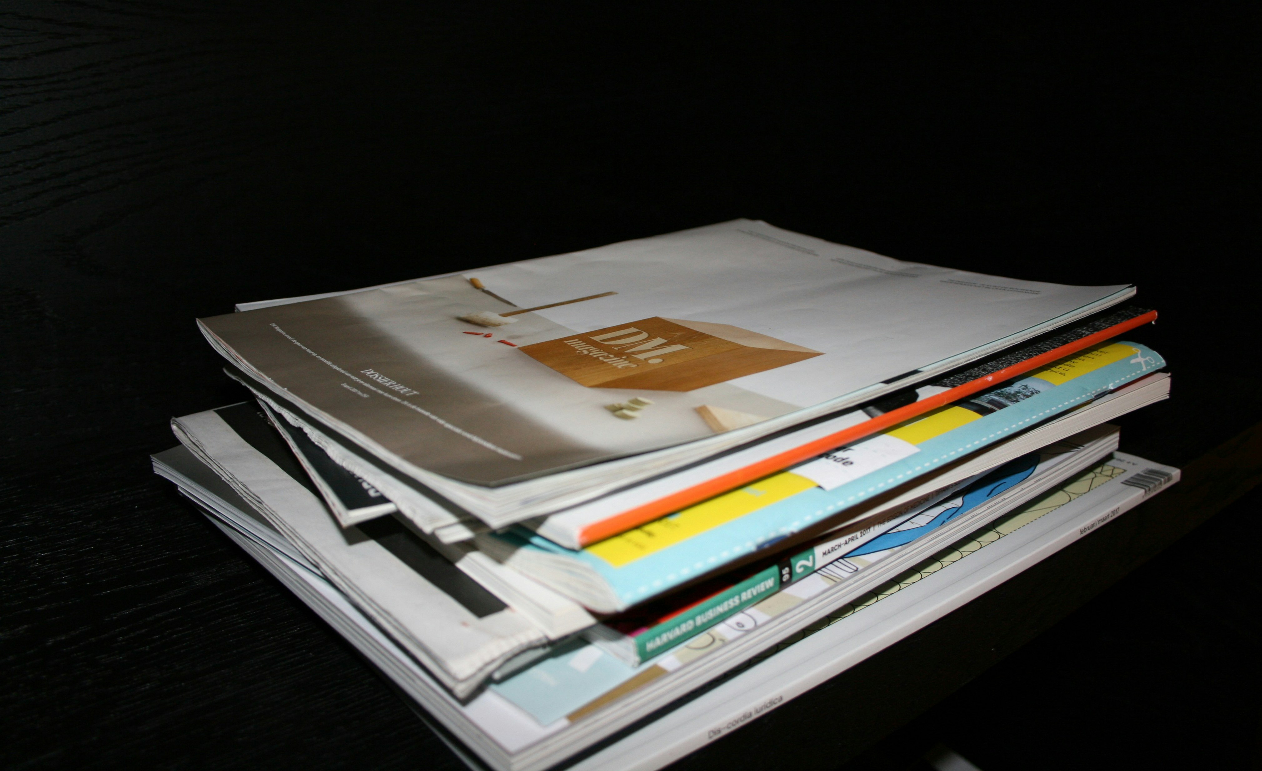 Stapel Dé handleiding voor persaandacht!