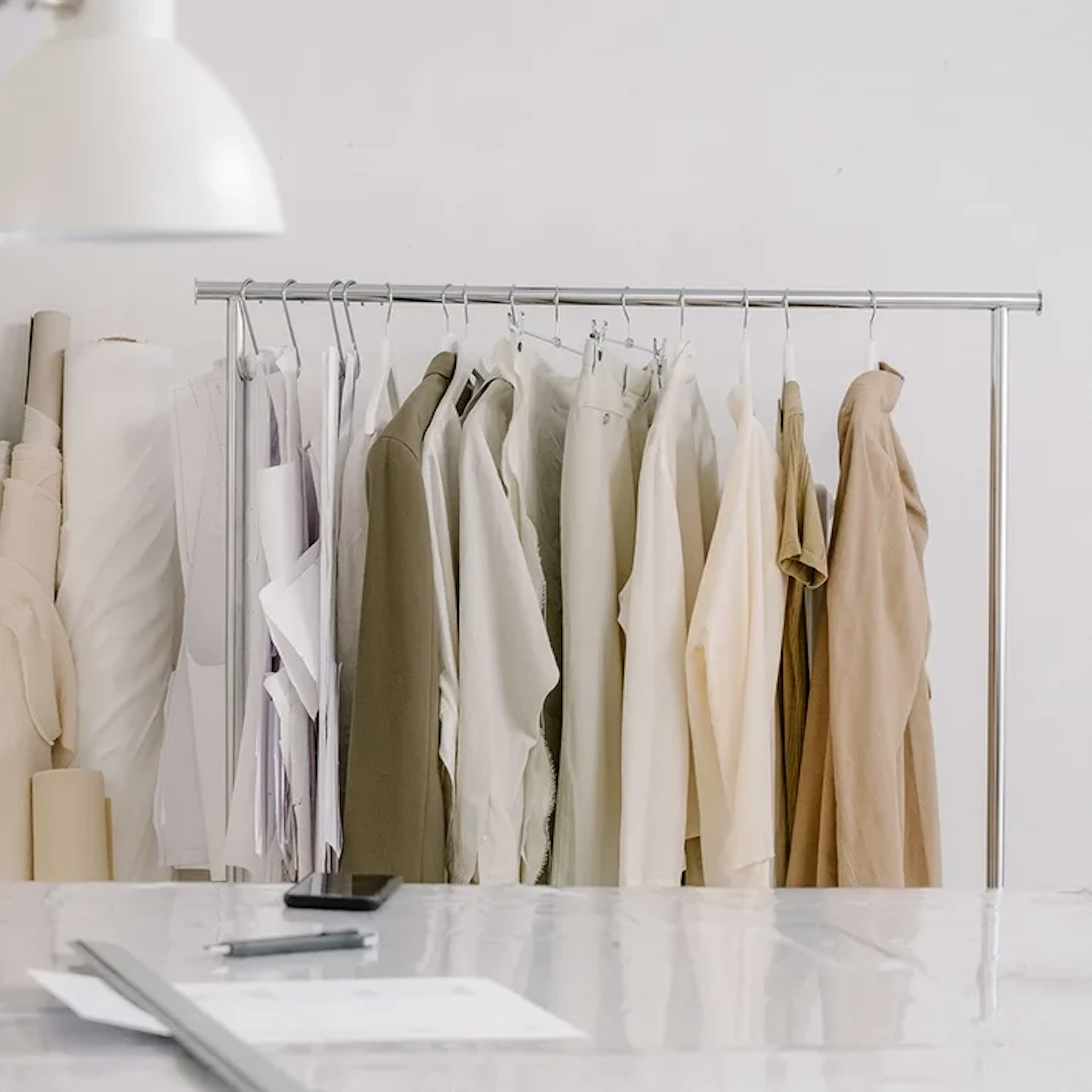 Tout Près Tout Près